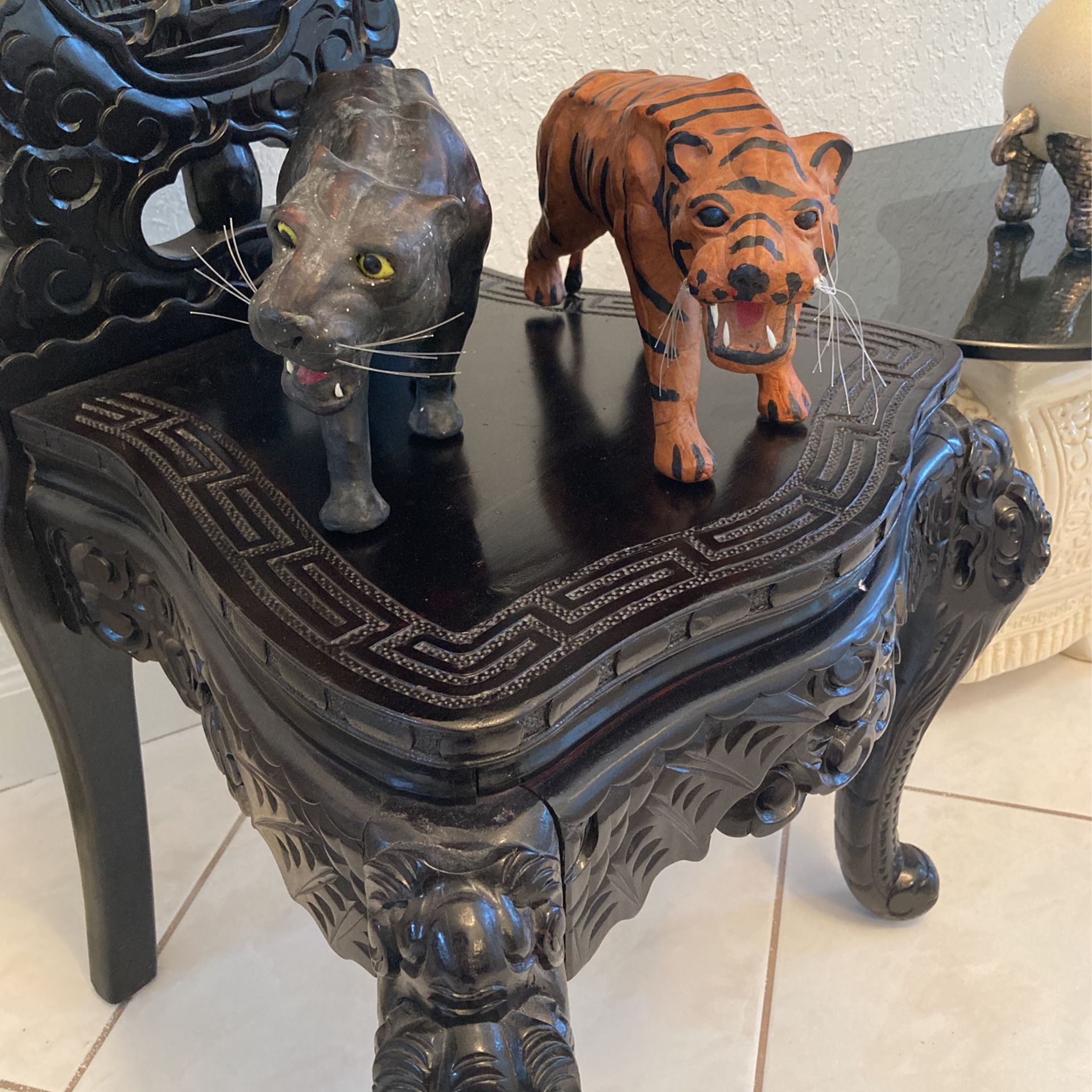 $50 For 2!   Black Panther Statue & Tiger Statue. 2 Leather Animal Statues Just $50 For Both!