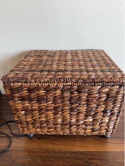Small File cabinet on wheels