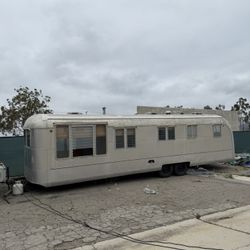 1953 Vagabond Trailer 35ft