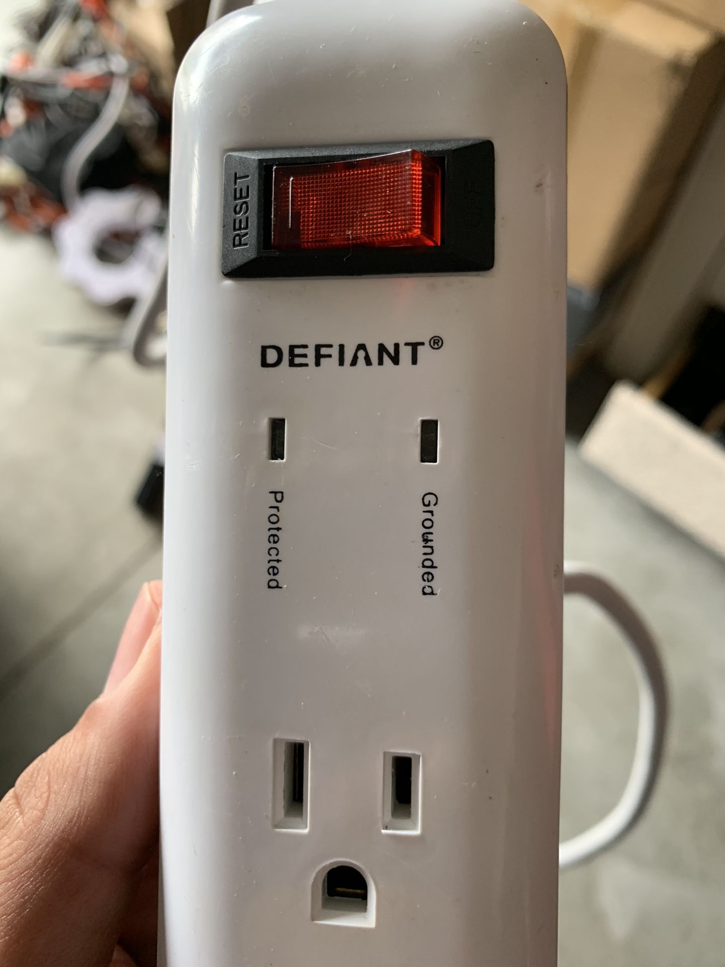 Multi plug with protection
