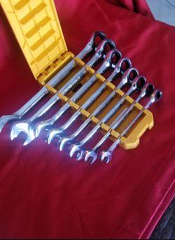 GEARWRENCH Set New Conditions 