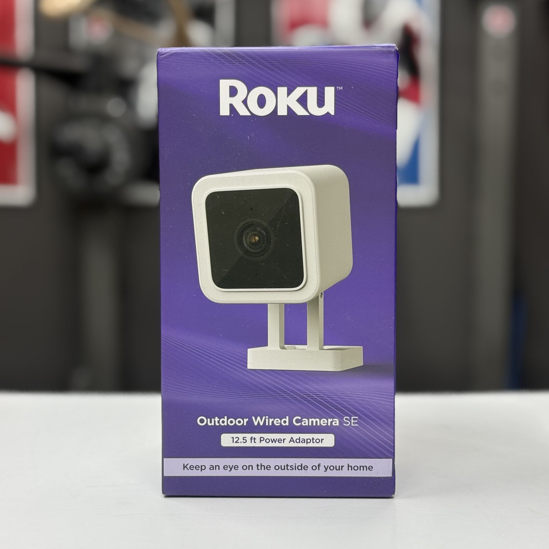 Roku 1080P Wi-Fi Outdoor Security Camera Night Vision Smart Home - CW2000R