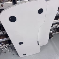 Versa Desk + Desk Chair