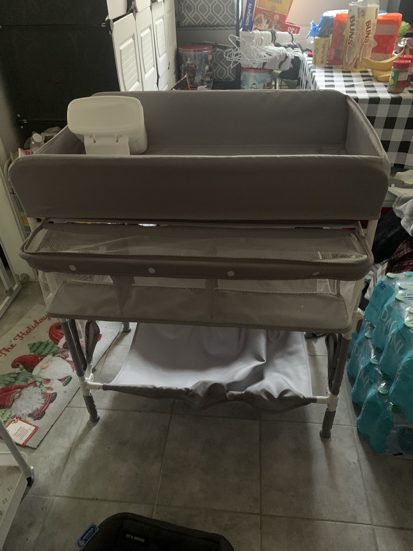 Baby Changing Station 