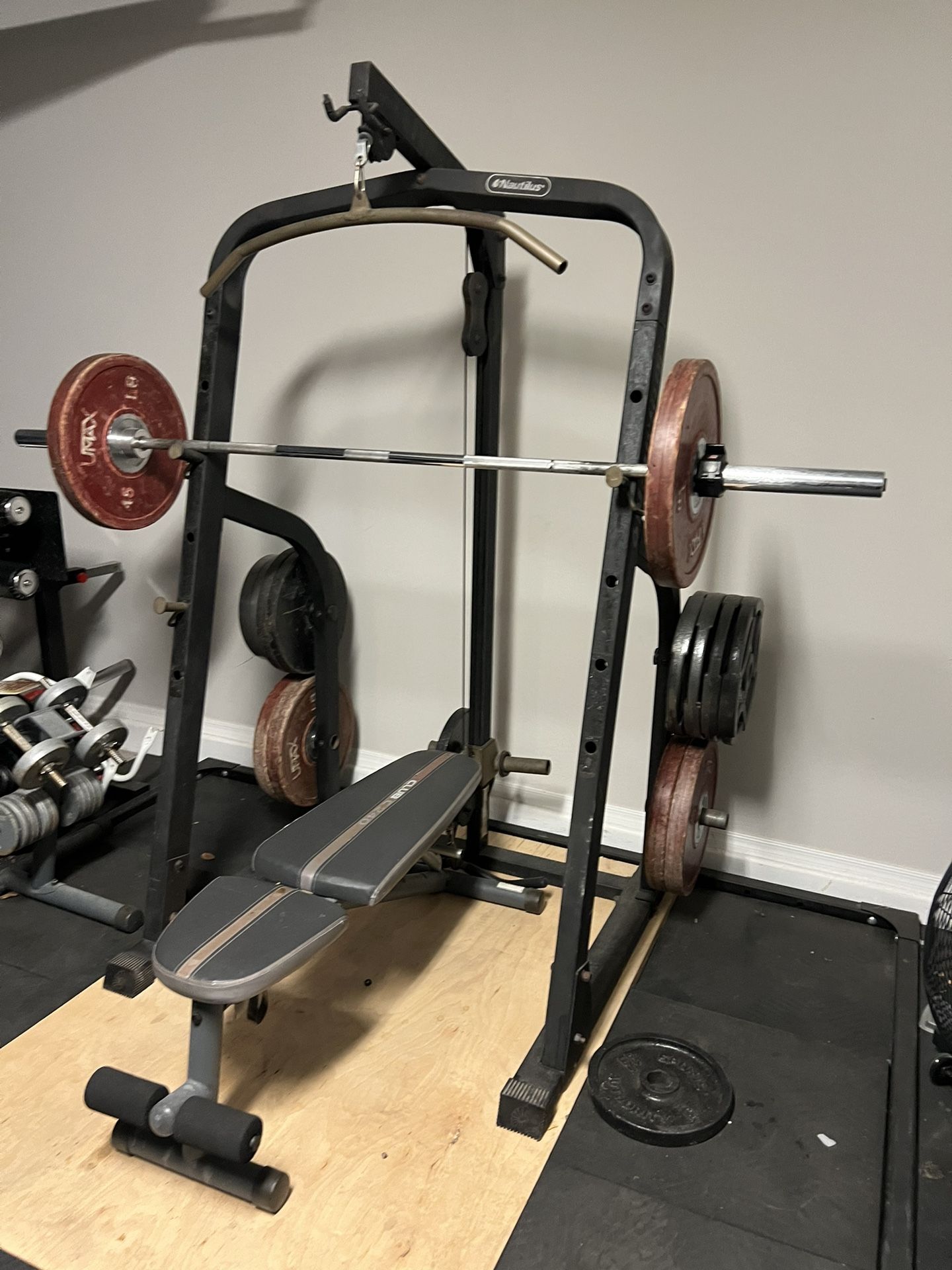 Nautilus Pully Squat Bench Rack Deadlift Platform