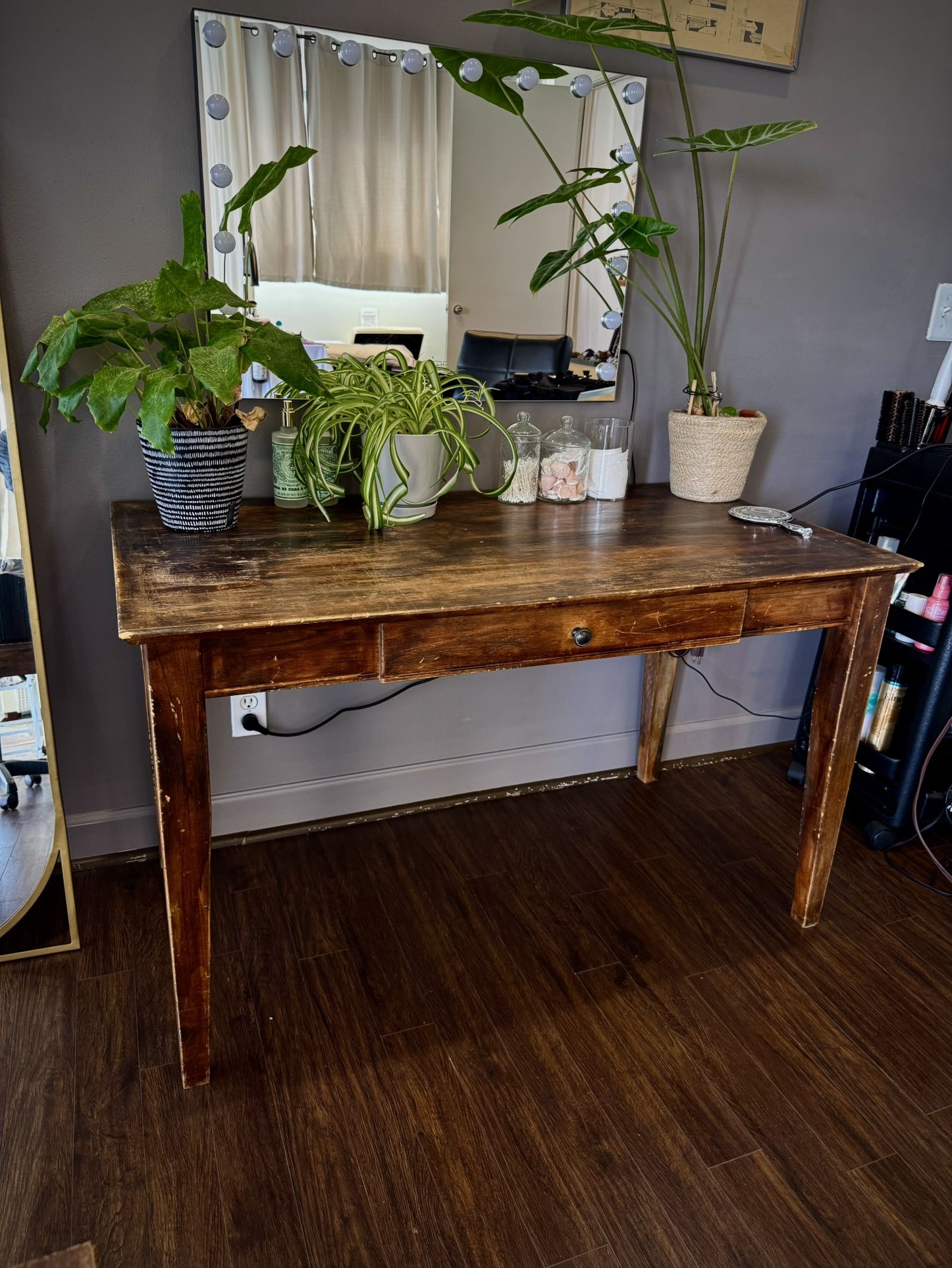 Antique-look Wooden Desk