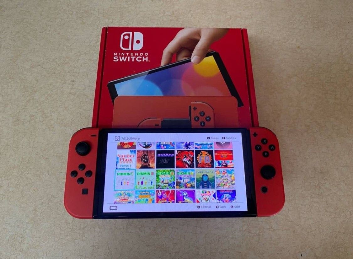 SWITCH OLED and 120 SWITCH GAMES and 7500 CLASSIC GAMES