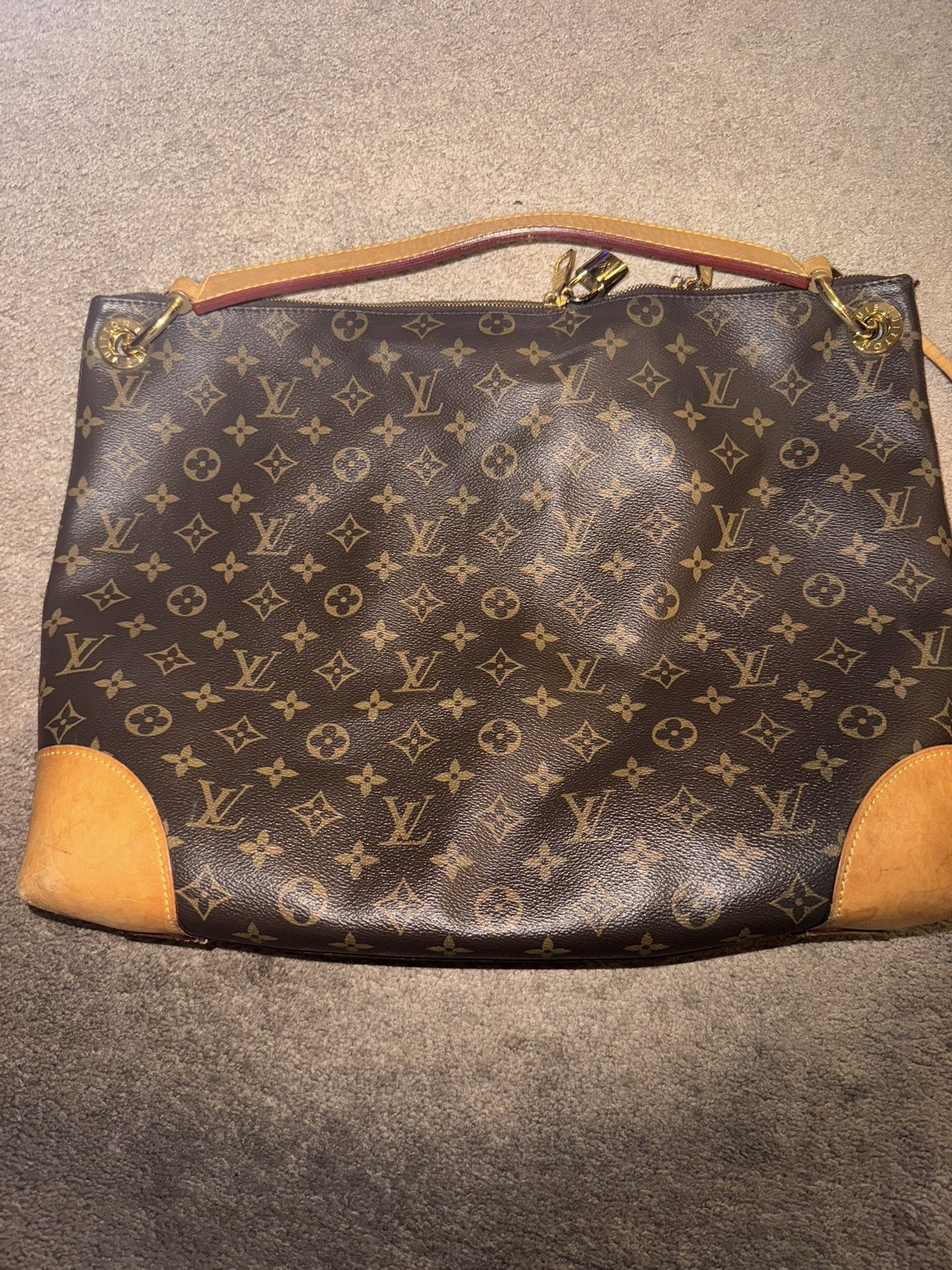 Louis Vuitton monogram Berri pm (discontinued) 