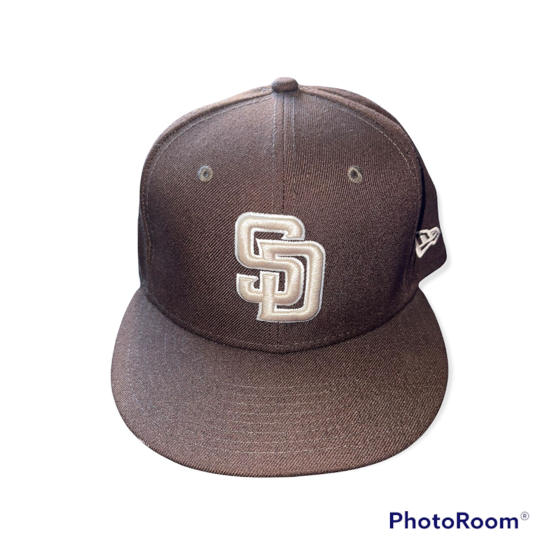 San Diego Padres Fitted Hats Black Color All Sizes Available Pick Up At  Spring Valley for Sale in Spring Valley, CA - OfferUp