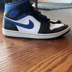 Racer Blue Jordan 1 Mid’s