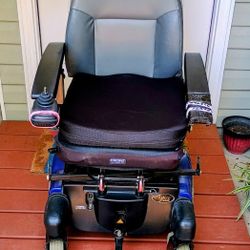 Jazzy Aspire Heavy Duty Mobility Scooter 