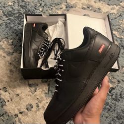 Supreme All Black Forces 