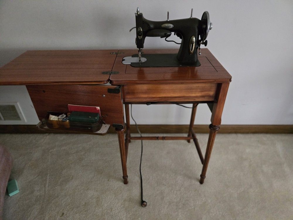 antique sowing machines