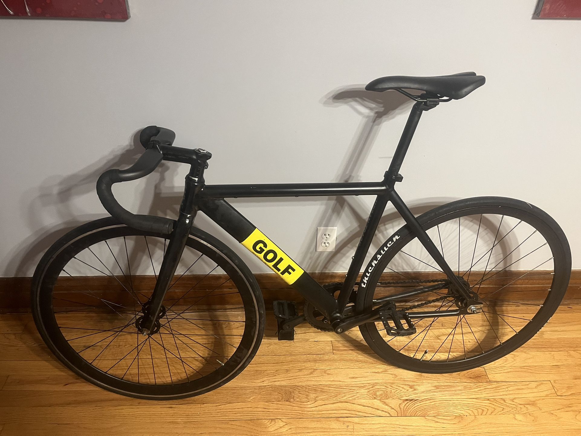 6ku Urban Track Fixie (ONLY FRAMESET) Price Is Negotiable