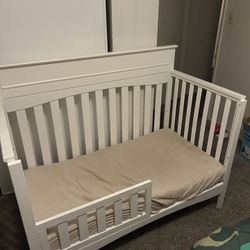 Baby/Toddler Crib