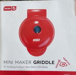 Dash Mini Maker Griddle - New