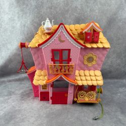 Lalaloopsy Mini Sew Sweet House Dollhouse ONLY 2011 MGA Entertainment 510321