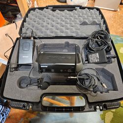 Shure Wireless Lavaliere Mic or Guitar set