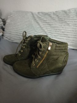 Heels Size 8 1/2