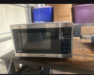 Panasonic Microwave inverter nn sc668s