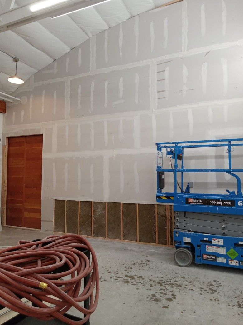 Drywall Hanger