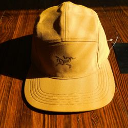 Arc’Teryx Calidum 5 Panel Hat