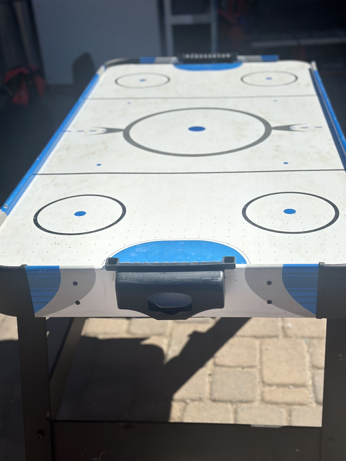 Air Hockey Table