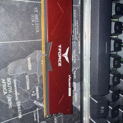 T-FORCE Vulcan 16GB DDR5.