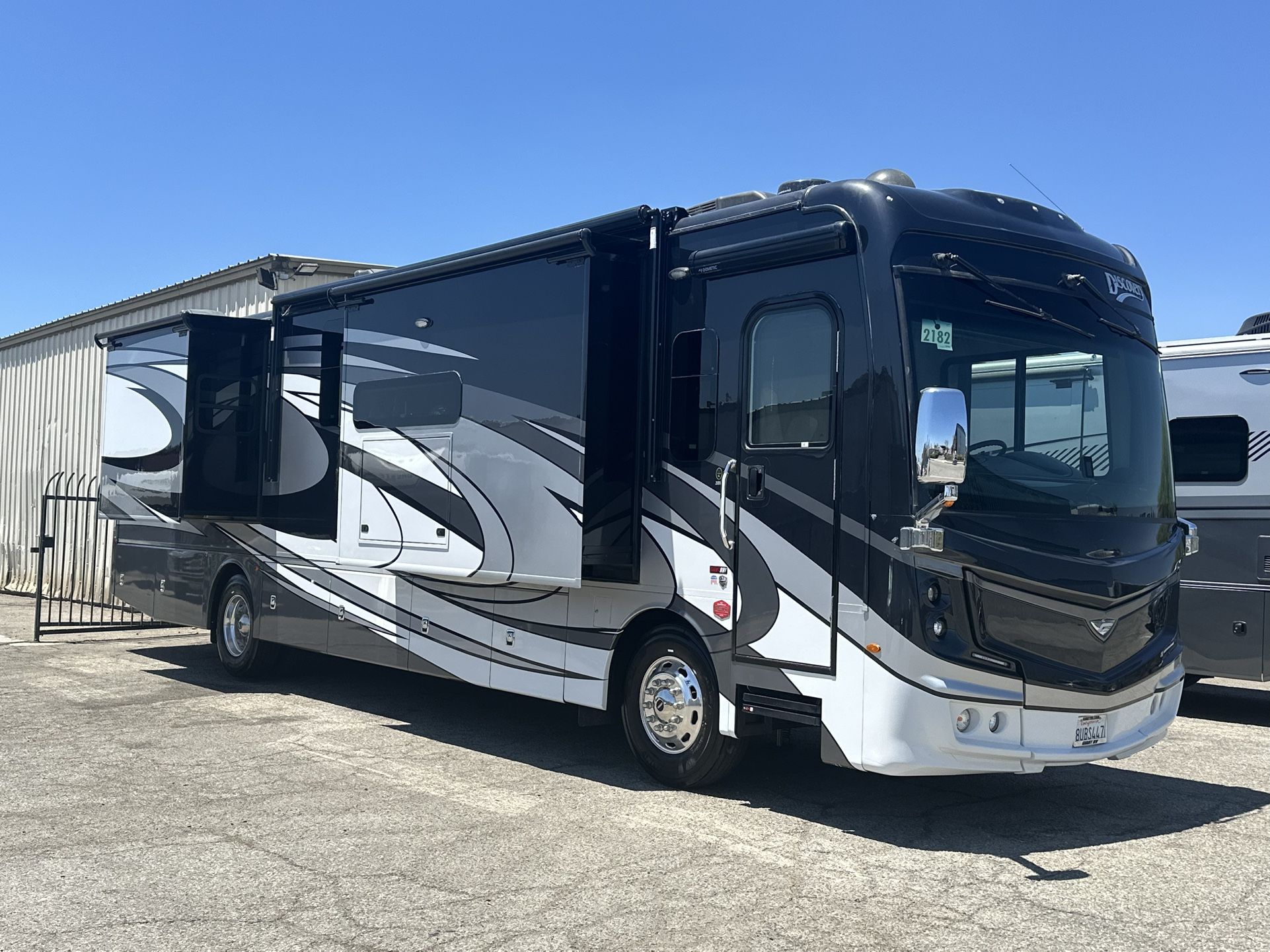 2021 FLEETWOOD DISCOVERY
