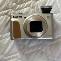 Canon Silver and Grey Cameras-and-accessories(59)