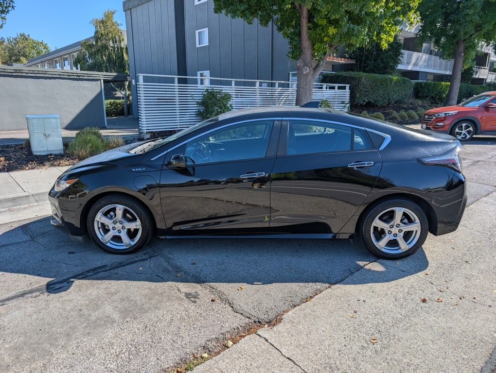 2017 Chevrolet Volt