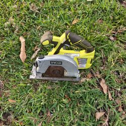 Ryobi ONE+ 18V 5-1/2" Circular Saw (Tool Only)