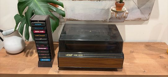 Vintage Atari Game Center includes 12 different games