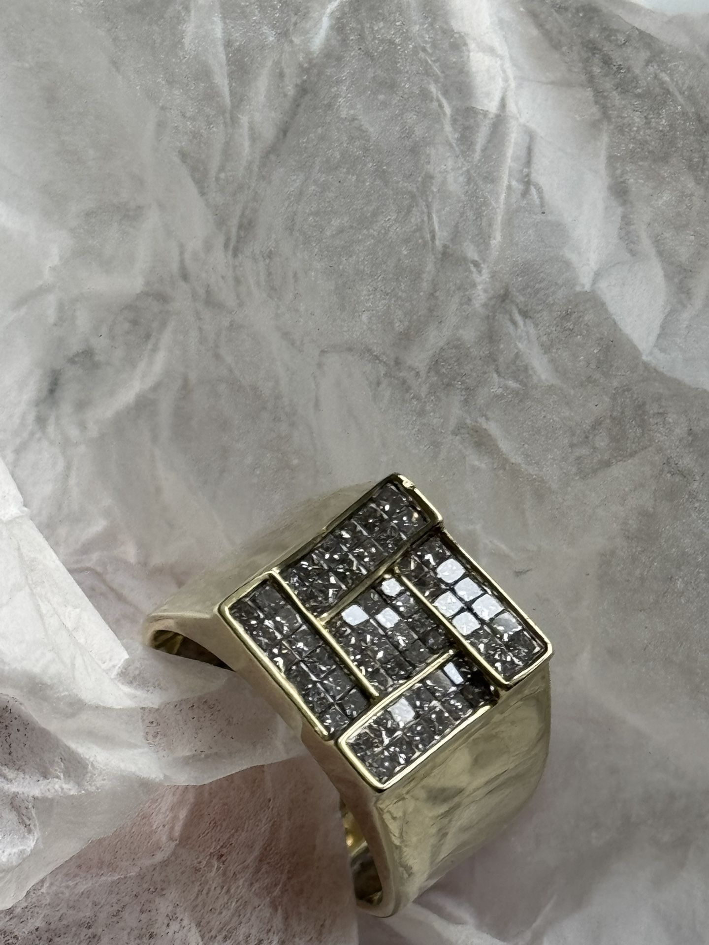 10k Gold Diamond Ring