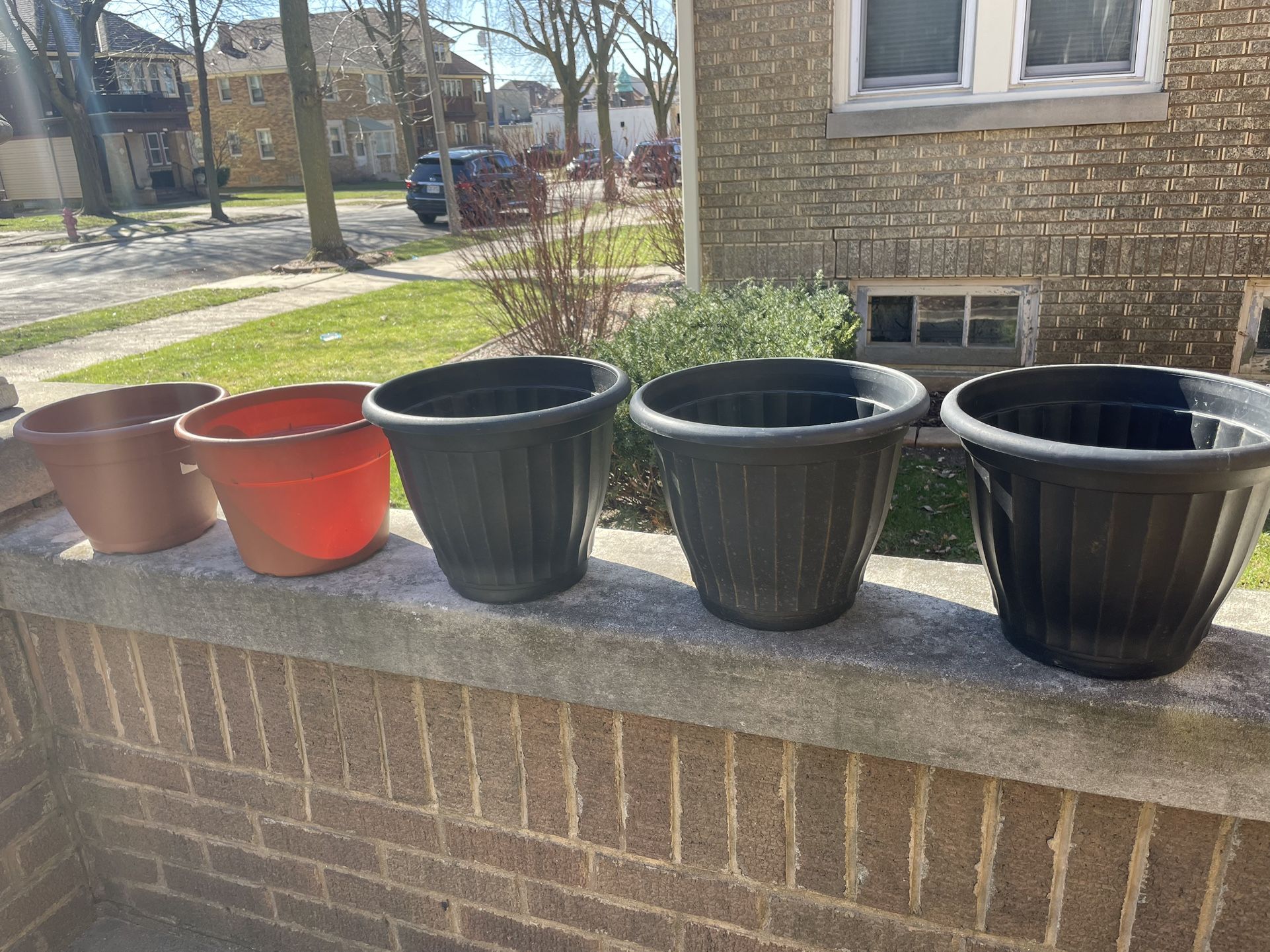 3 - 12” W x 9.5” H Black w/ Gold accent Planter Plastic Pots & 3 - 10” Plant pots included