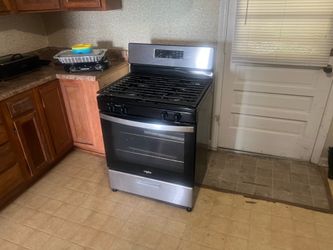 Whirlpool Stainless Steel Gas Range
