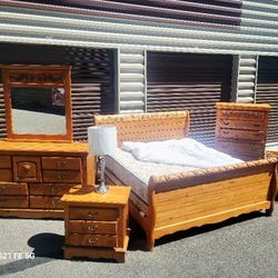 9pc KING Bedroom Set