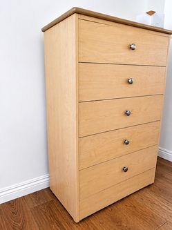 ✨New elegant 5 drawer dresser - Natural finish