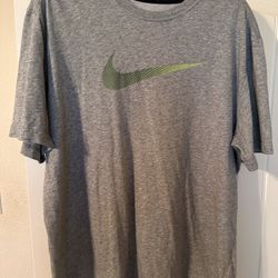 Nike Shirts/Tee