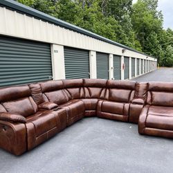 LIKE NEW Leather Sectional Sofa Couch Recliner 