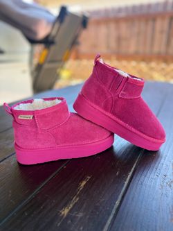 Bearpaw Youth Pink Suede Faux Fur Lined Slip-On Ankle UGG Boots Kids US 4