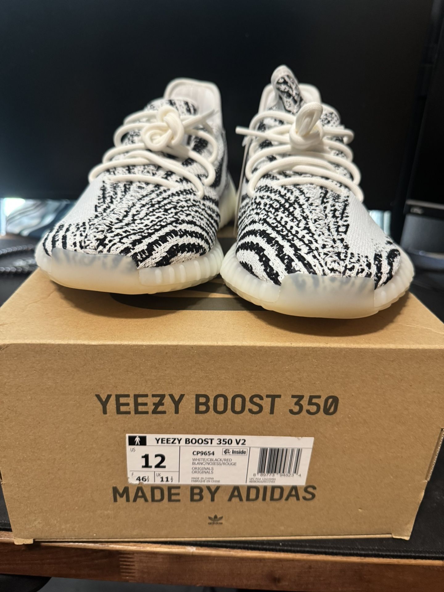Yeezy 350 Zebra 12 Men’s Deadstock Pair