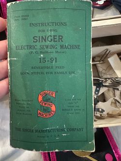 Vintage Singer Manufacturing Co. Sewing Machine