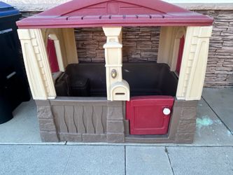 Child’s outdoor playhouse