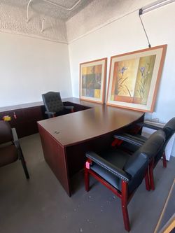 Executive desk u shape with full drawers new!! Sale!!