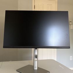 2 X Dell 22” Monitors - 2 Items / One Year Old / Perfect Working Condition, 