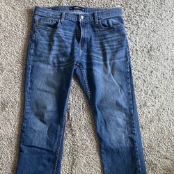 Men’s Hollister Medium Wash Boot Jeans Size 34x30