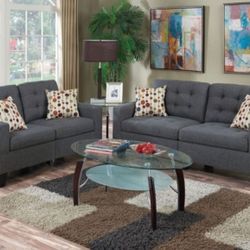 BRAND NEW 2PC SOFA AND LOVESEAT WITH ACCENT PILLOWS INCLUDED $549