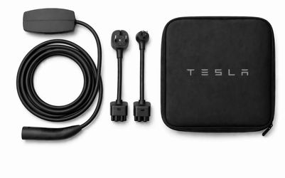 Tesla Mobile Charging Kit (with Adapter)