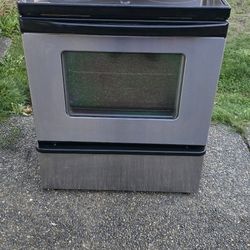 Whirlpool Stove 30w) I Can Help You With Free Delivery Within 10 Miles Distance 